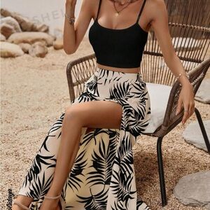 Shein Black and White Tropical Print Women's Skirt & top - New without tags